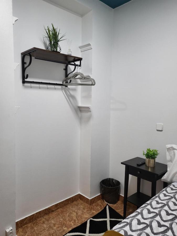 M-A Catrachos Rooms Madrid Esterno foto
