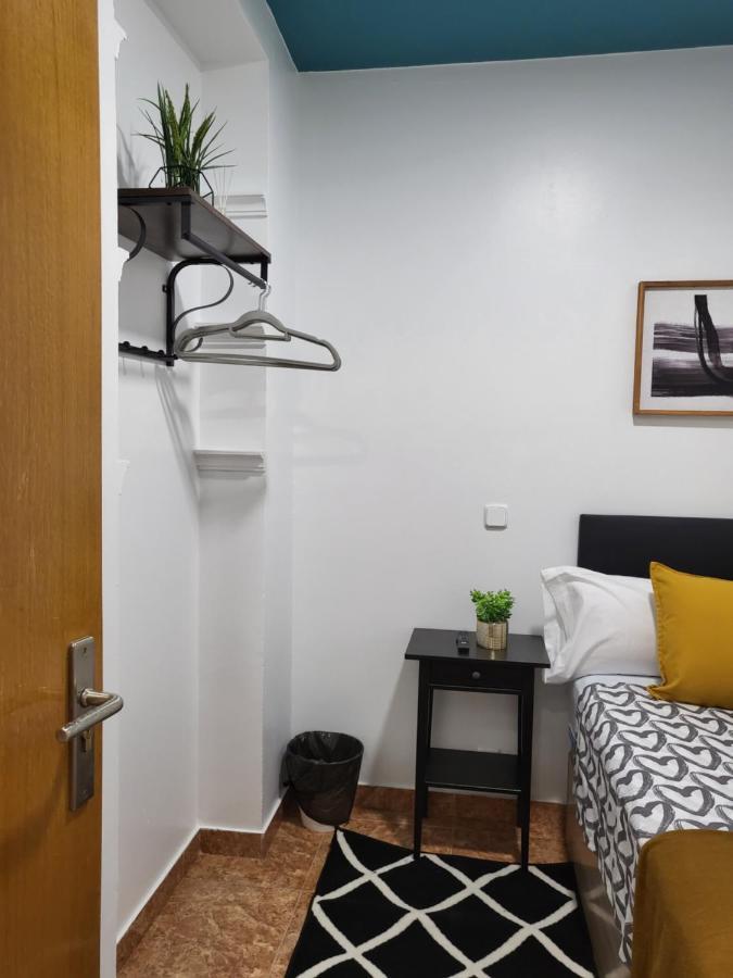M-A Catrachos Rooms Madrid Esterno foto